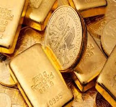 الذهب يقترب من تسجيل مستوي تاريخي مع تراجع الدولار ويحقق 3395 دولارا